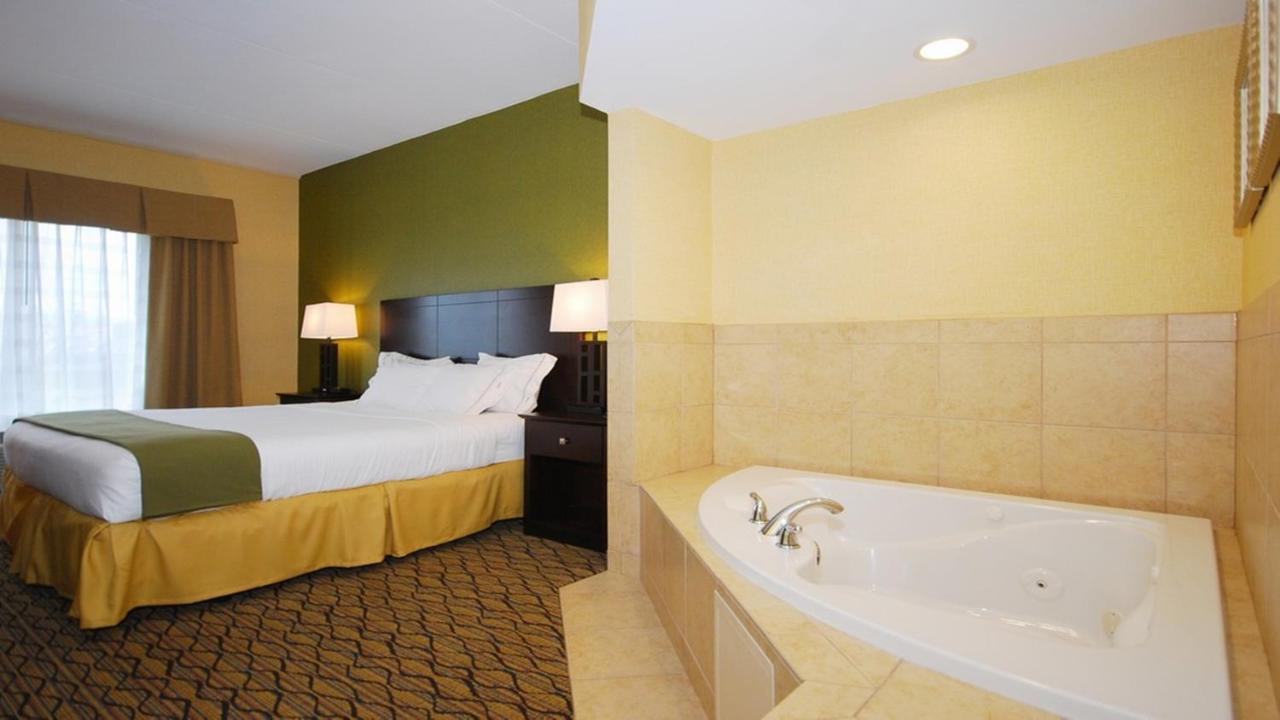 Holiday Inn Express And Suites Kittanning, An Ihg Hotel المظهر الخارجي الصورة